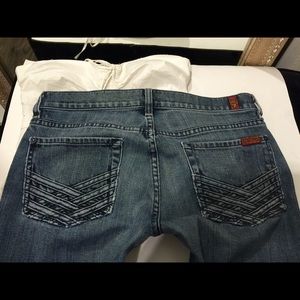 7 for all mankind WOMENS dojo Jean rare size 28
